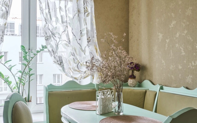 Apartamentyi Na Gazetnom Pereulke 1/12