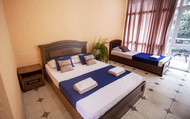 Aloiza Guest House