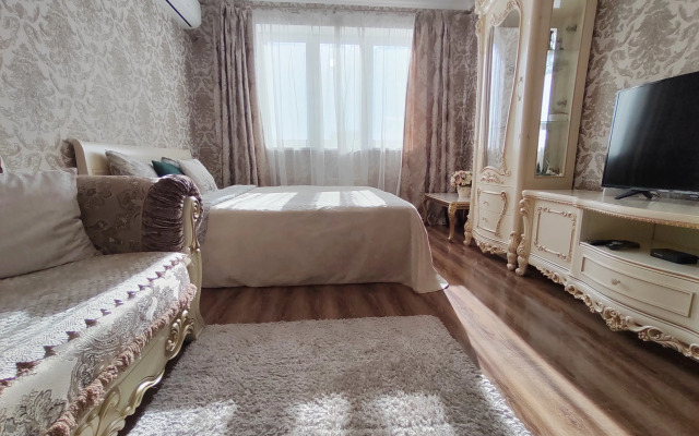 Квартира Уютная двухкомнатная на ФМР