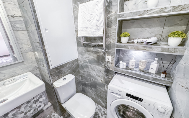S zaseleniyem Lutshiy servis Posutochno50 Flat