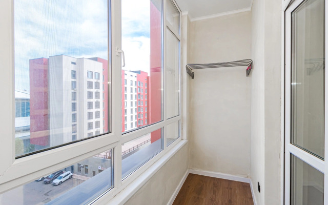 Apartments Svetlye V Tsentre Ryadom S Botanicheskim Sadom