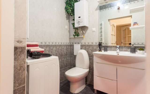 Apartamenty dvukhkomnatnyye extra lux v tsentre