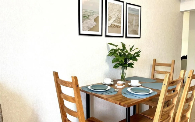 Na Internatsionalnoy Ulitsa 3/1 Flat