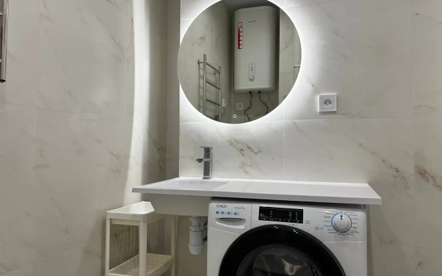 Studiya Tryokhmestnaya Flat