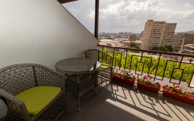 Hillside Guest house