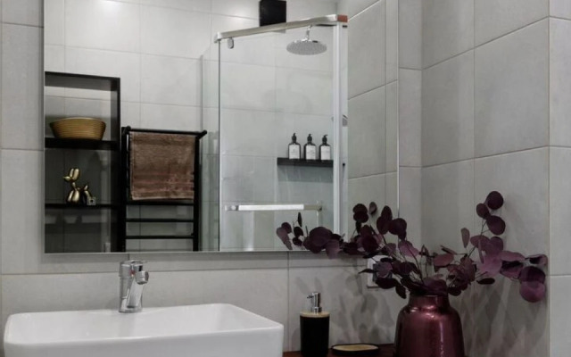 Квартира двухкомнaтная с дизaйнepcким рeмoнтoм