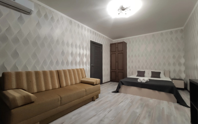 Na Prazhskoy Flat