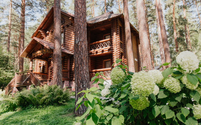 Отель Орлиное гнездо