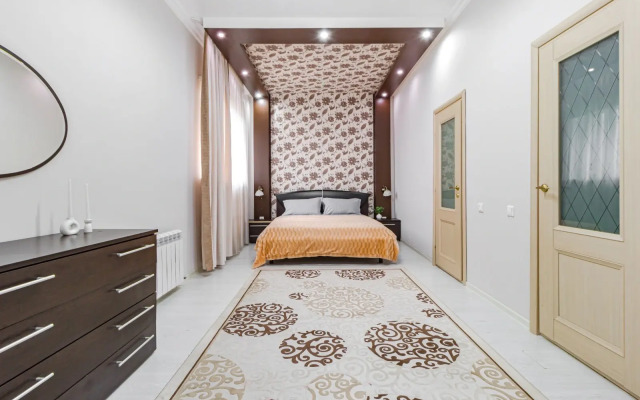 Prostornye V Zolotom Kvadrate Apartments