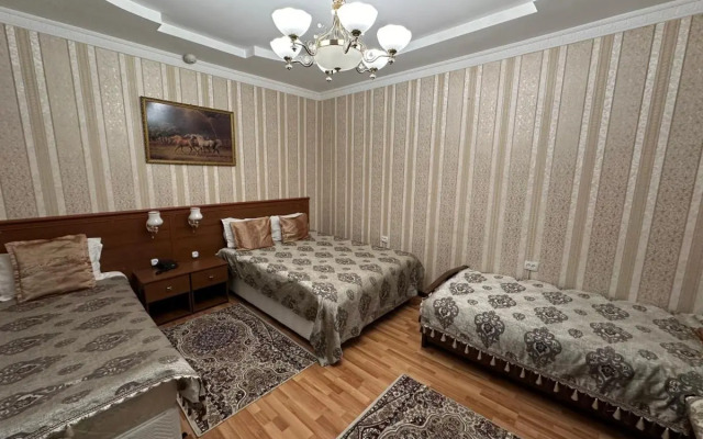 Sarbon Hotel
