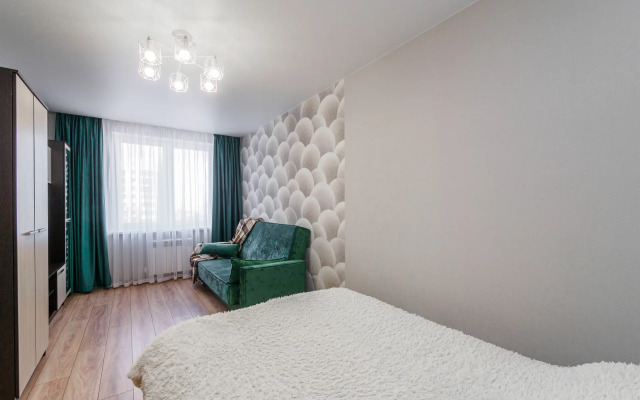 Uyutnaya v samom centre levogo berega Irtysha Flat
