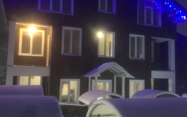 Alina Guest House