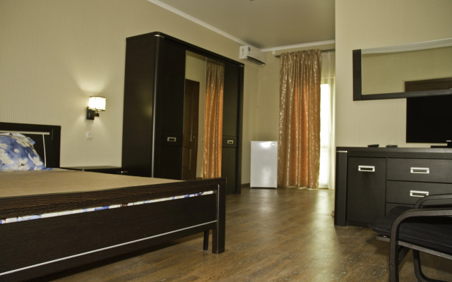 Hotel Medoviy