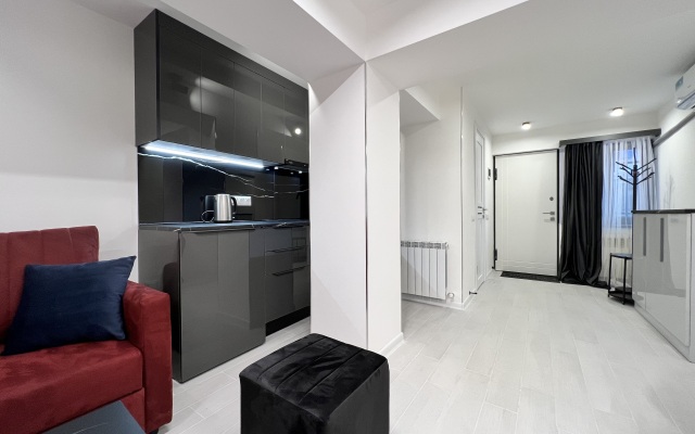 Tiny Modern Home In 1st Floor, Saryan Apartments