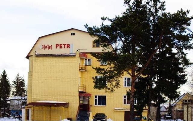 Petr Hotel