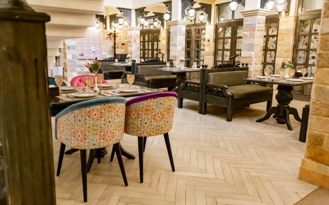 Отель Rasoda Hotel