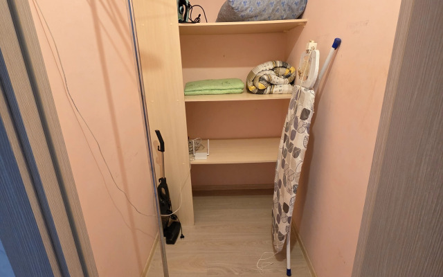 Апартаменты Однокомнатные на Максима Горького 172