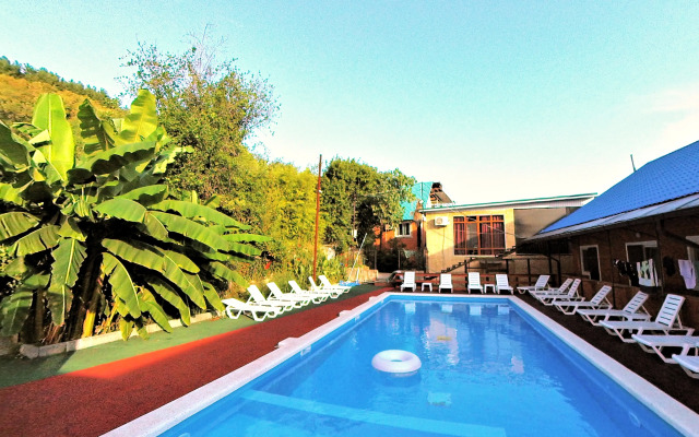 Chemitka Guest house