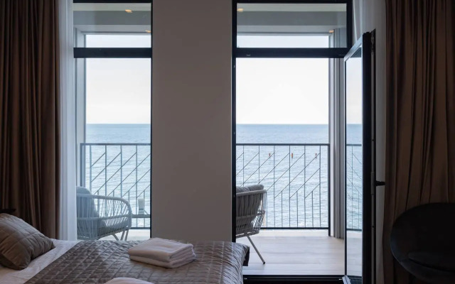 S Vidom Na More Promenade Apartment