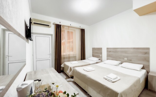 Grant 2 Hotel