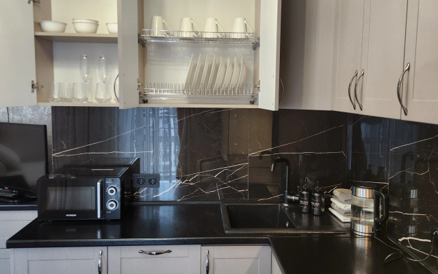 Krasivaya kvartira v tsentre Omska Flat