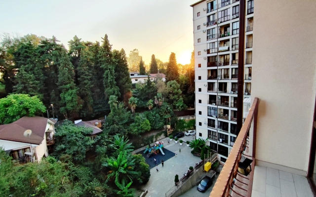 V Tsentpalnom Sochi Flat