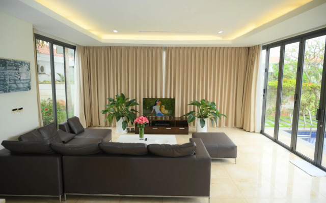 The Ocean Villa