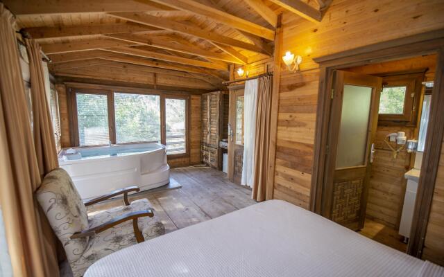 Sea Valley Lodge