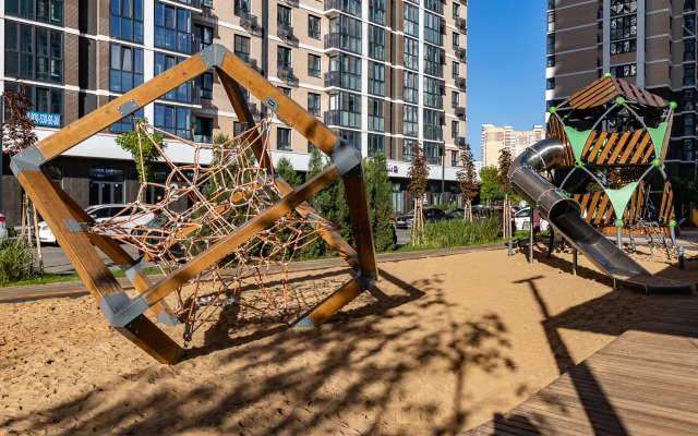 Квартира 2 Ночи на улице Автолюбителей 1Г/2