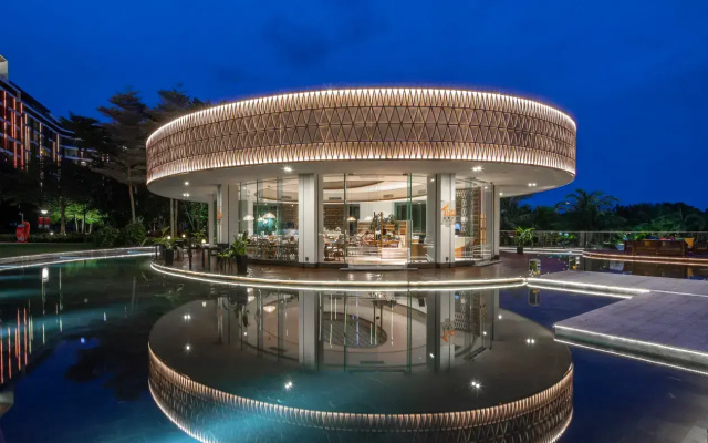 Sofitel Sanya Leeman Resort