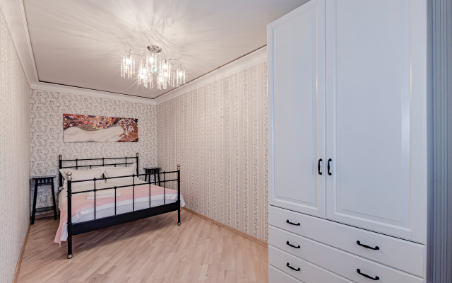 Vozle Baumana S Parkovkoy Apartments