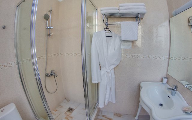 Skver Vyisotskogo Hotel