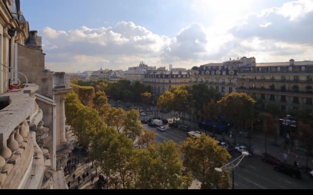 Апартаменты Up to 6 fantastic view Paris