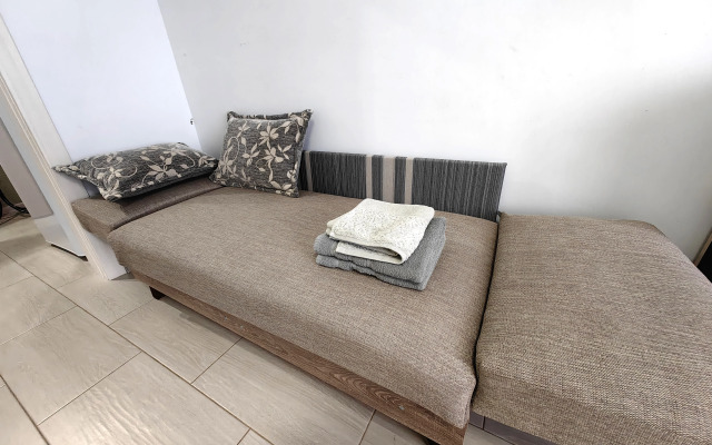 Квартира студия у МРНЦ