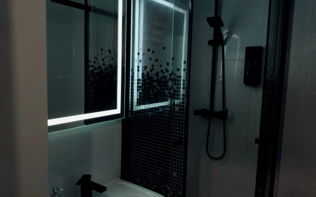 Квартира студия на 17 этаже