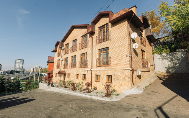 Guest house on Sukonnaya Sloboda