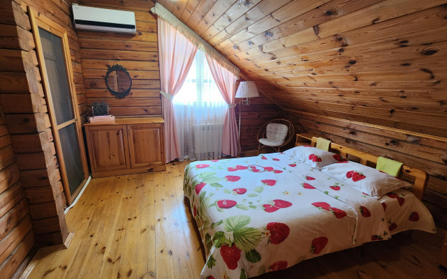 Частный дом Деревянный коттедж