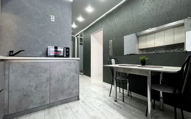 Na Molodezhnoy Flat