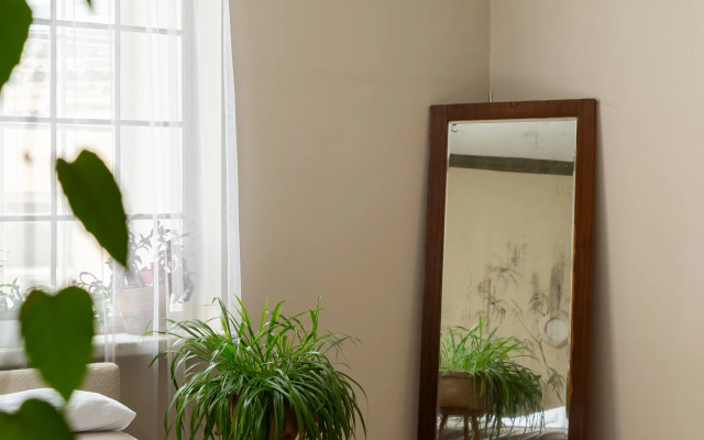 Ryadom S Letnim Sadom I Rekoy Fontanka Apartments