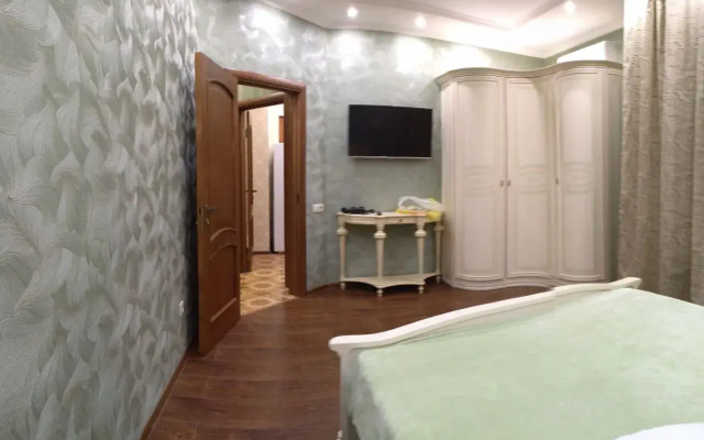 Квартира Однокомнатна в Райoне Дeльфинaрия