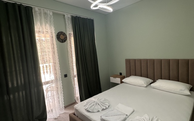 Hotel Amzara