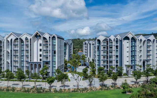 Vsego lish 350 Metrov ot Morya Apartments