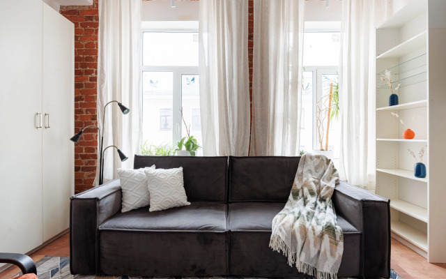 Апартаменты с Видом на Канал Грибоедова