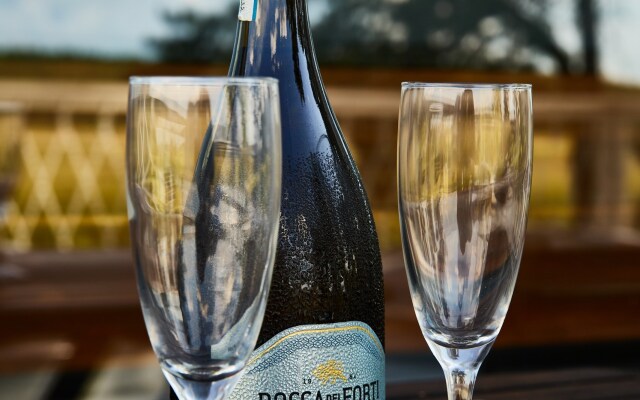 Port Glamping