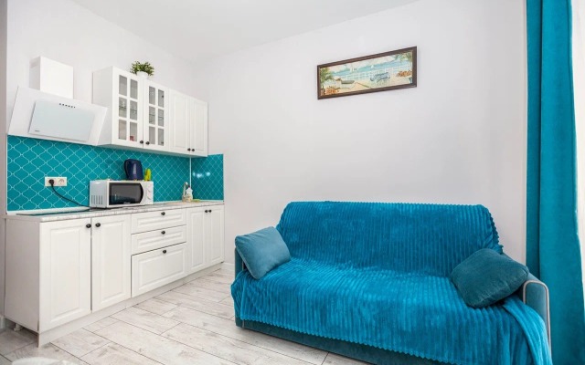 U Morya S Basseinom V Zhk Solnechny/28B Apartments