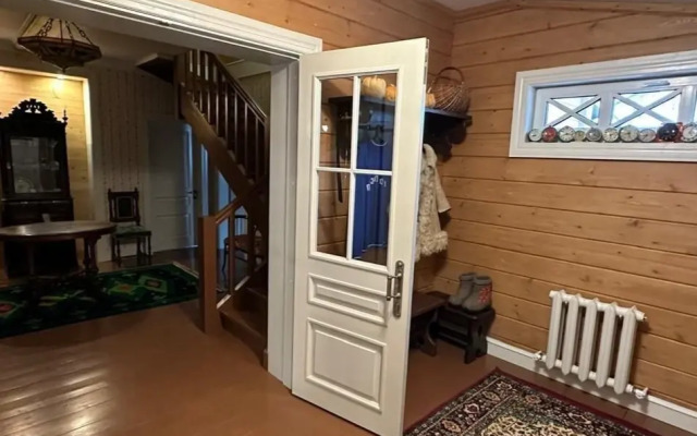 Na Sosnovoy 7 Private house
