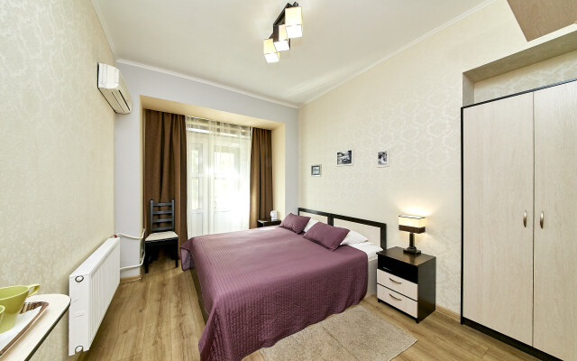 Apriori Hotel