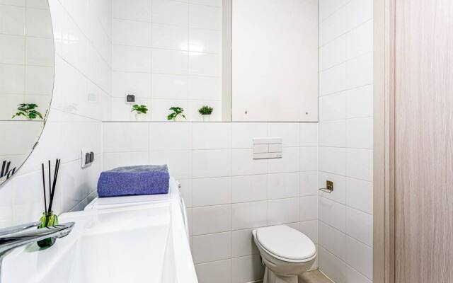 V 1-M Grayvoronovskom Proyezde 7a/2 Apartments