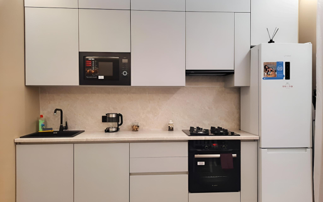 Sutki Rent  Na Novocherkasskom Prospekte Apartments