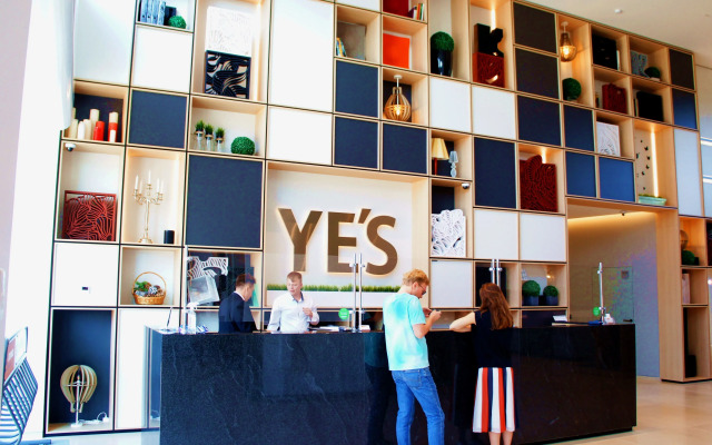 Квартира с видом на город в апарт-отеле Yes Botanica